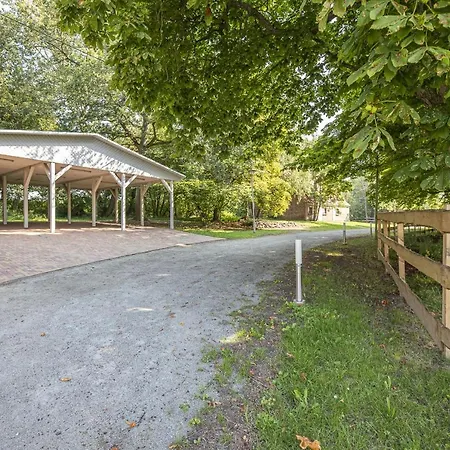 Apartament Ruhig Und Idyllische Lage, Strandnah, Gratis Nutzung Vom Ahoi Erlebnisbad Und Sauna In Sellin- Gutshaus Silvitz 04 Bergen Auf Rugen