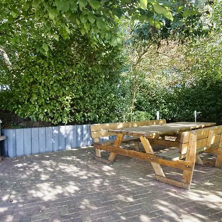 Ruhig Und Idyllische Lage, Strandnah, Gratis Nutzung Vom Ahoi Erlebnisbad Und Sauna In Sellin- Gutshaus Silvitz 04 Apartament *