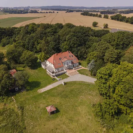 Apartament Ruhig Und Idyllische Lage, Strandnah, Gratis Nutzung Vom Ahoi Erlebnisbad Und Sauna In Sellin- Gutshaus Silvitz 04 Bergen Auf Rugen