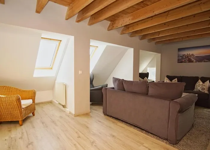 Ruhig Und Idyllische Lage, Strandnah, Gratis Nutzung Vom Ahoi Erlebnisbad Und Sauna In Sellin- Gutshaus Silvitz 04 Appartamento *